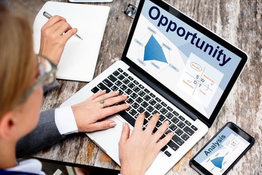 Featured Image - How Law Firms Can Use Content Marketing to Win More Clients