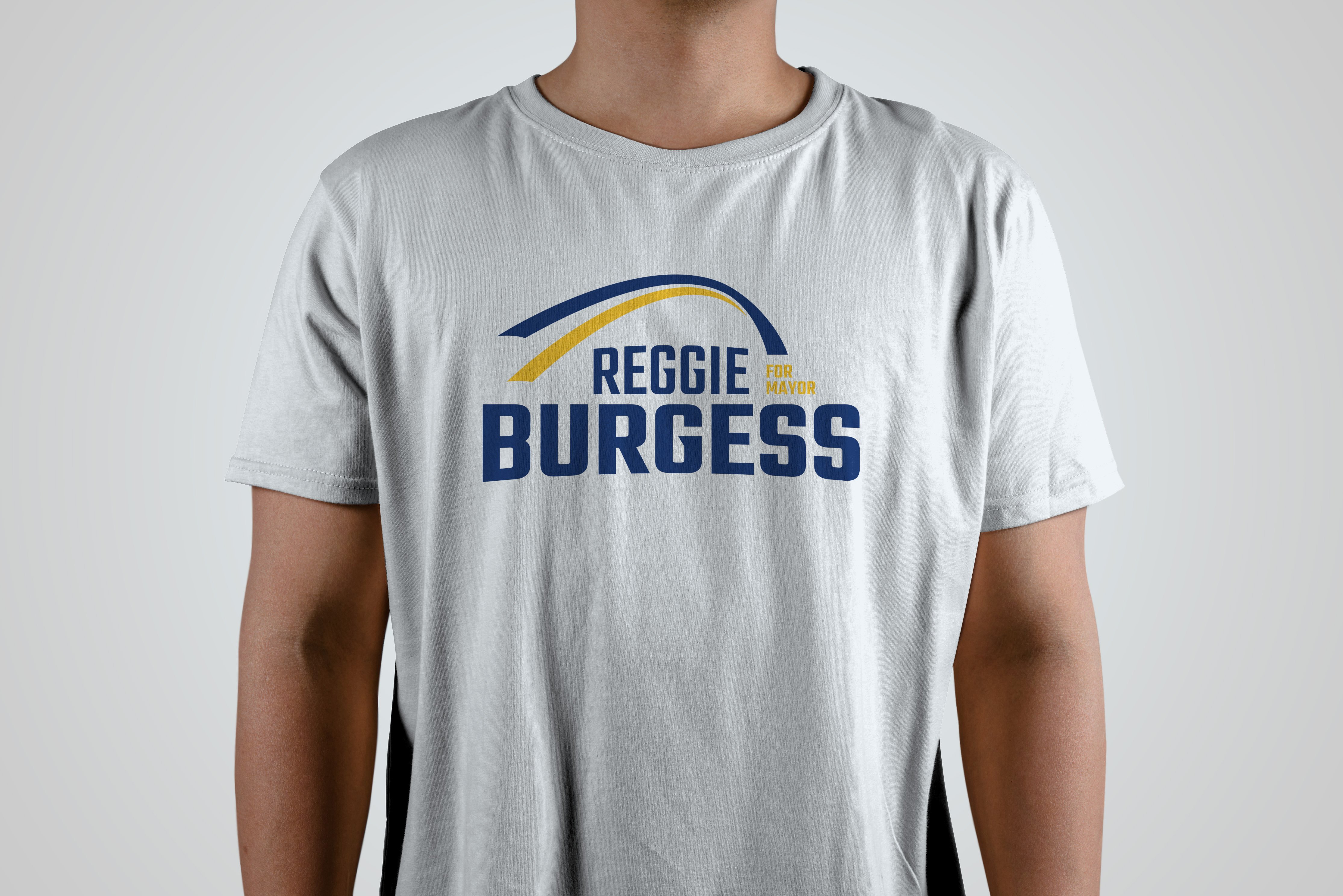 T-Shirt Mockup Reggie2
